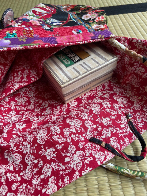 Sac Bandoulière Patchwork de tissus japonais, de forme légèrement galbée