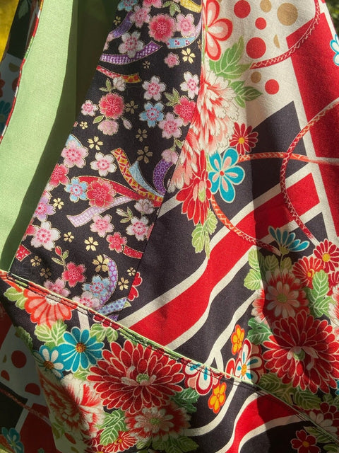 Sac AZUMA BUKURO Motifs bouquets de fleurs, rayures et pois colorés